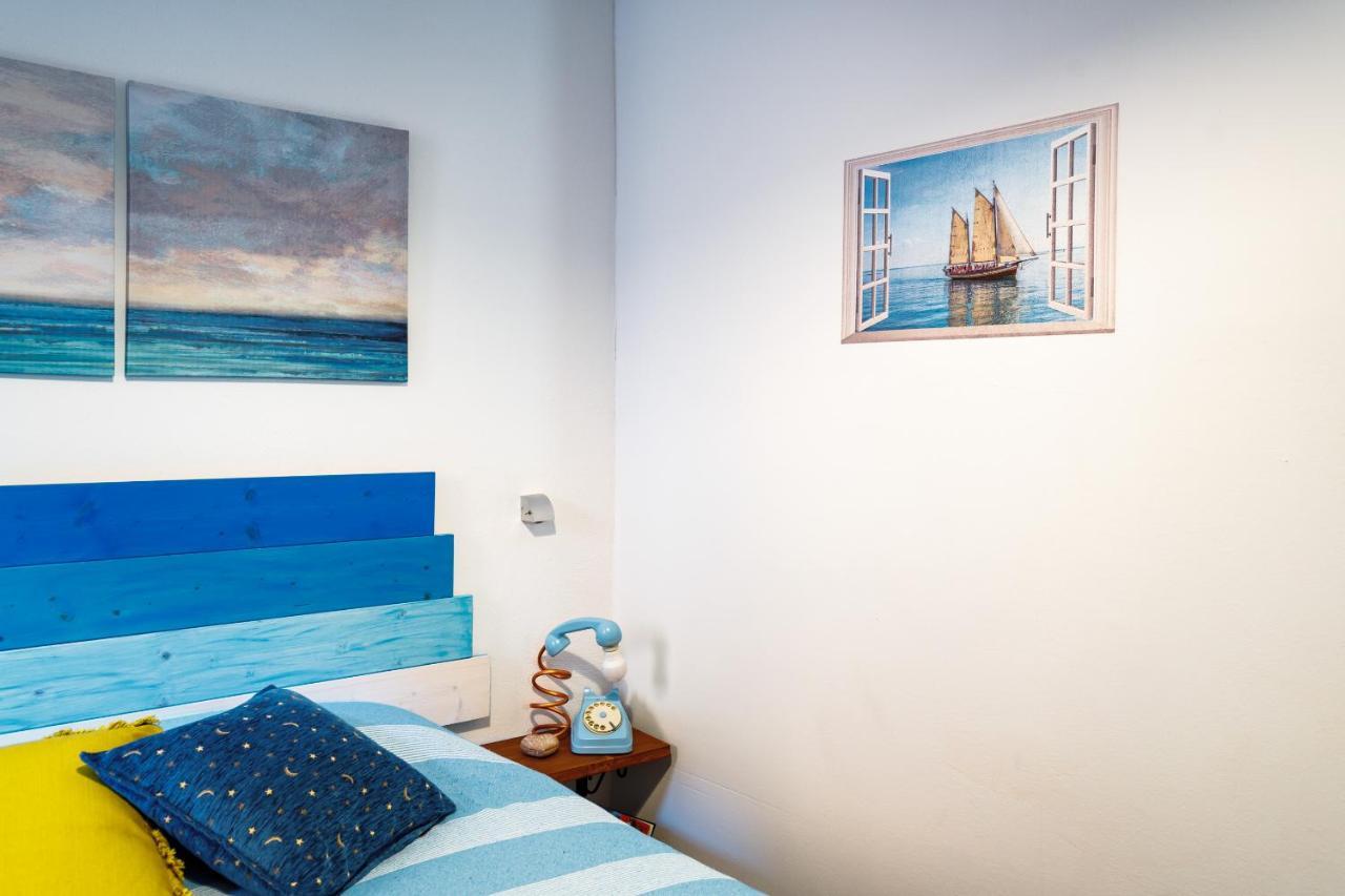 B&B La Corte San Francesco Bari Bagian luar foto