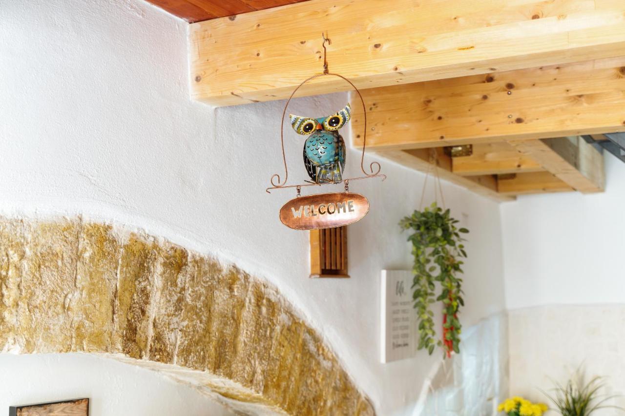 B&B La Corte San Francesco Bari Bagian luar foto