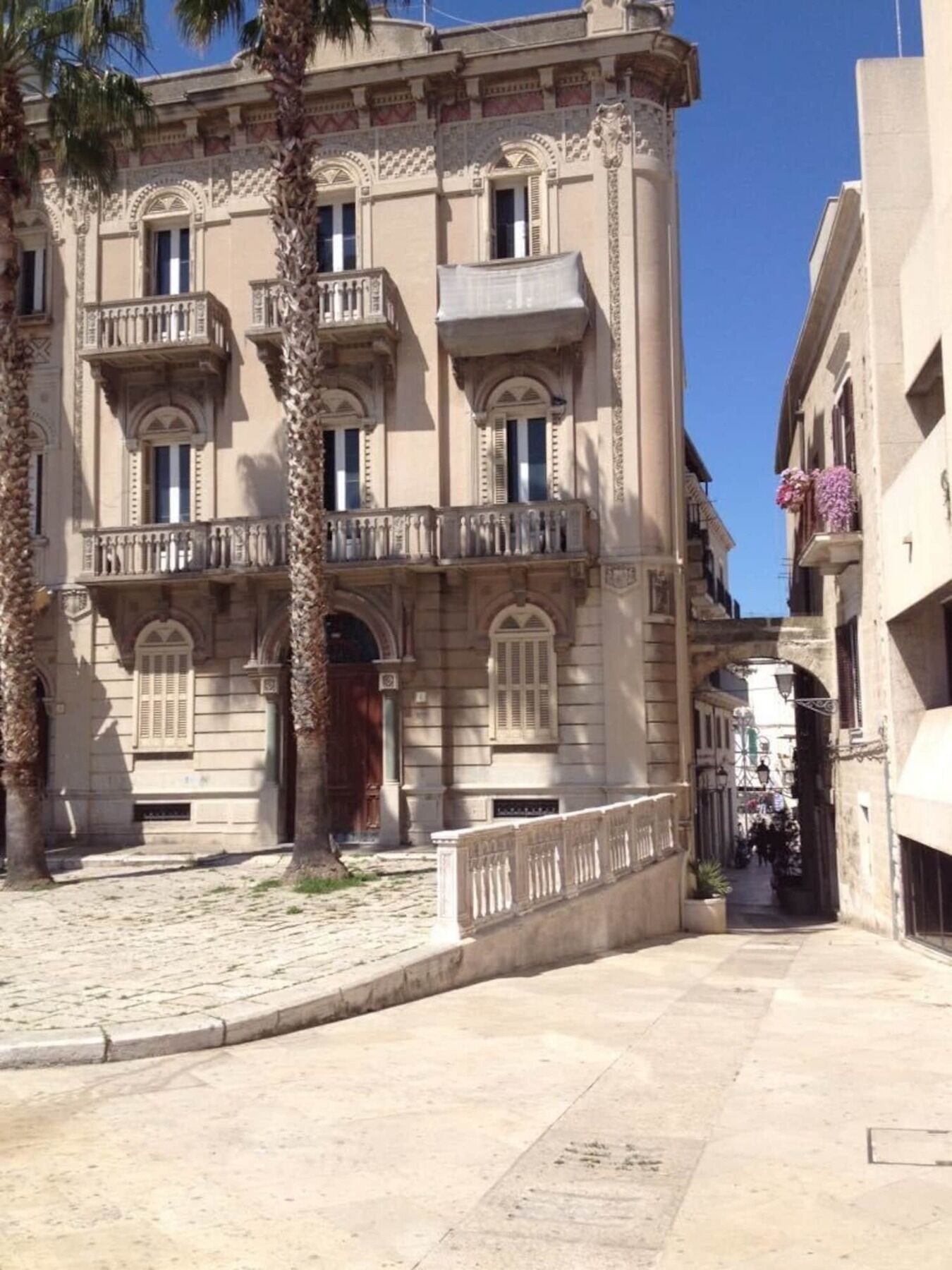 B&B La Corte San Francesco Bari Bagian luar foto